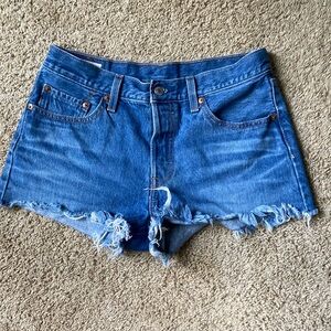 Levi’s 501 jean shorts